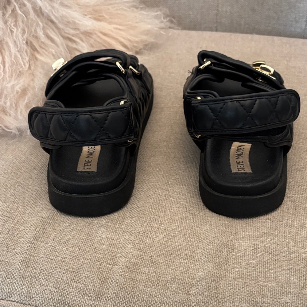 Steve Madden Quilted  Sandals - Picture 3 of 6